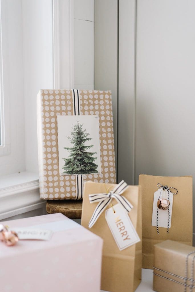 Free printable Christmas tree print from Julie Blanner - The Ginger Home Christmas gift wrapping tips