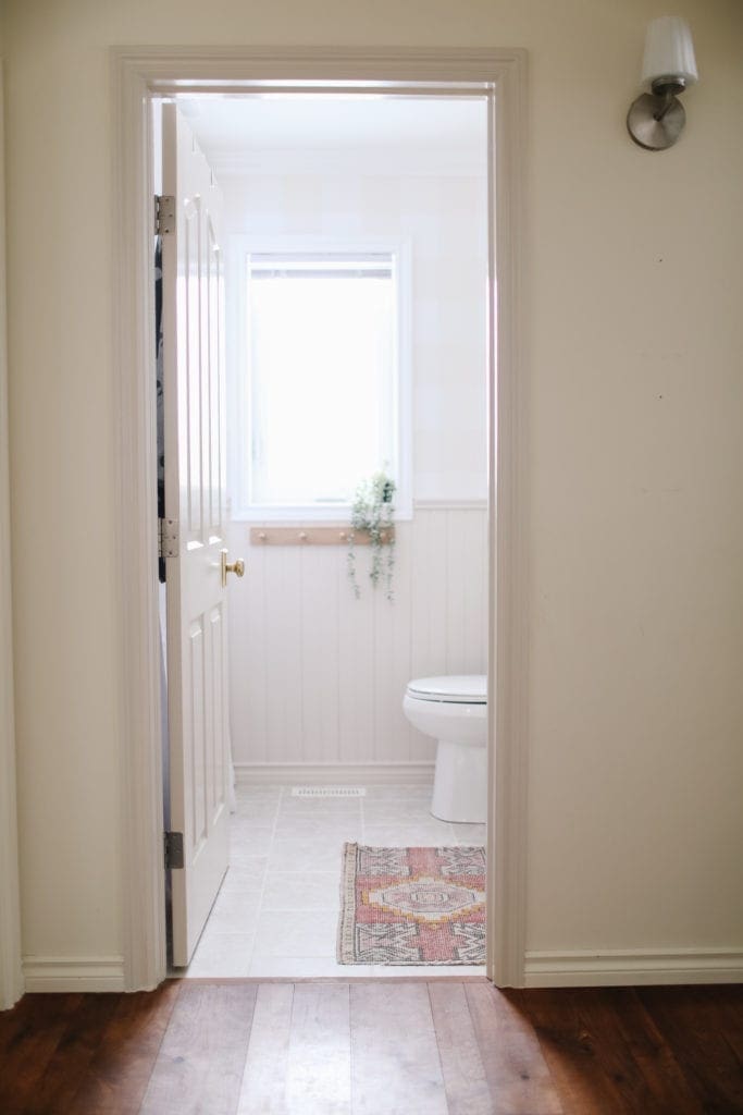 A view from the hall into the bathroom
